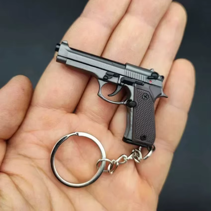 Llavero Mini Pistola 92F a Escala 1:4 con Funda, Carcasa de Aleación Metálica Realista Desmontable, Llavero Táctico, Regalo Para Hombres — imagen 3