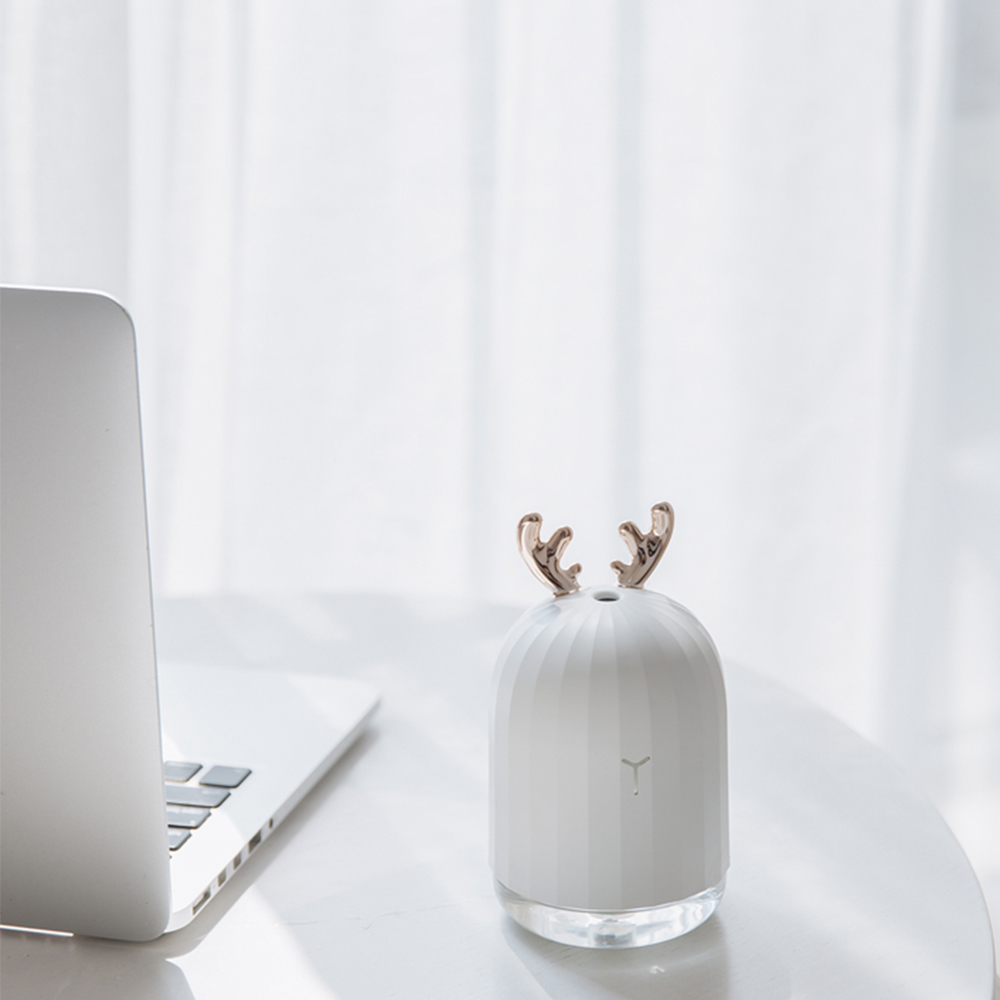 White Deer Pink Rabbit Air Humidifier Creative Cartoon USB Diffuser 220ML Charging Light Desktop Aroma Diffuser — image 1