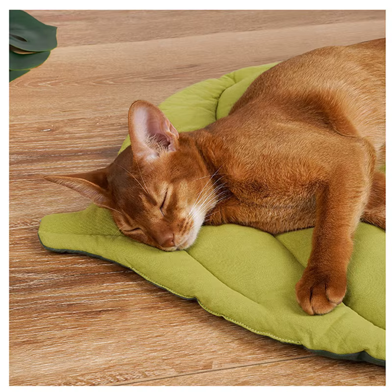 Manta de Almohada para Gatos y Perros con Forma de Hoja de Algodón Suave — imagen 5