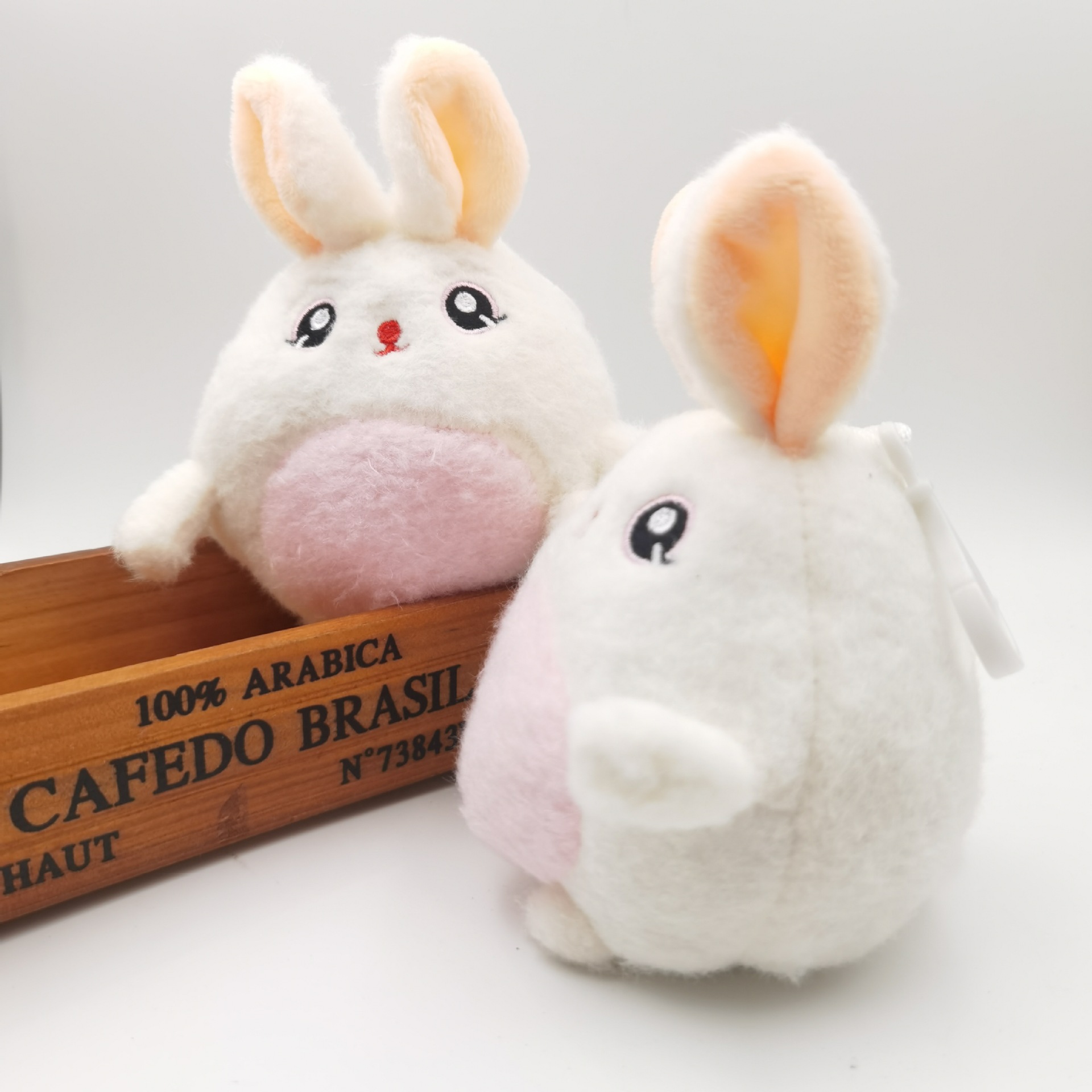 Cute Rabbit Plush Toy - Gato de Peluche Adorables — imagen 4