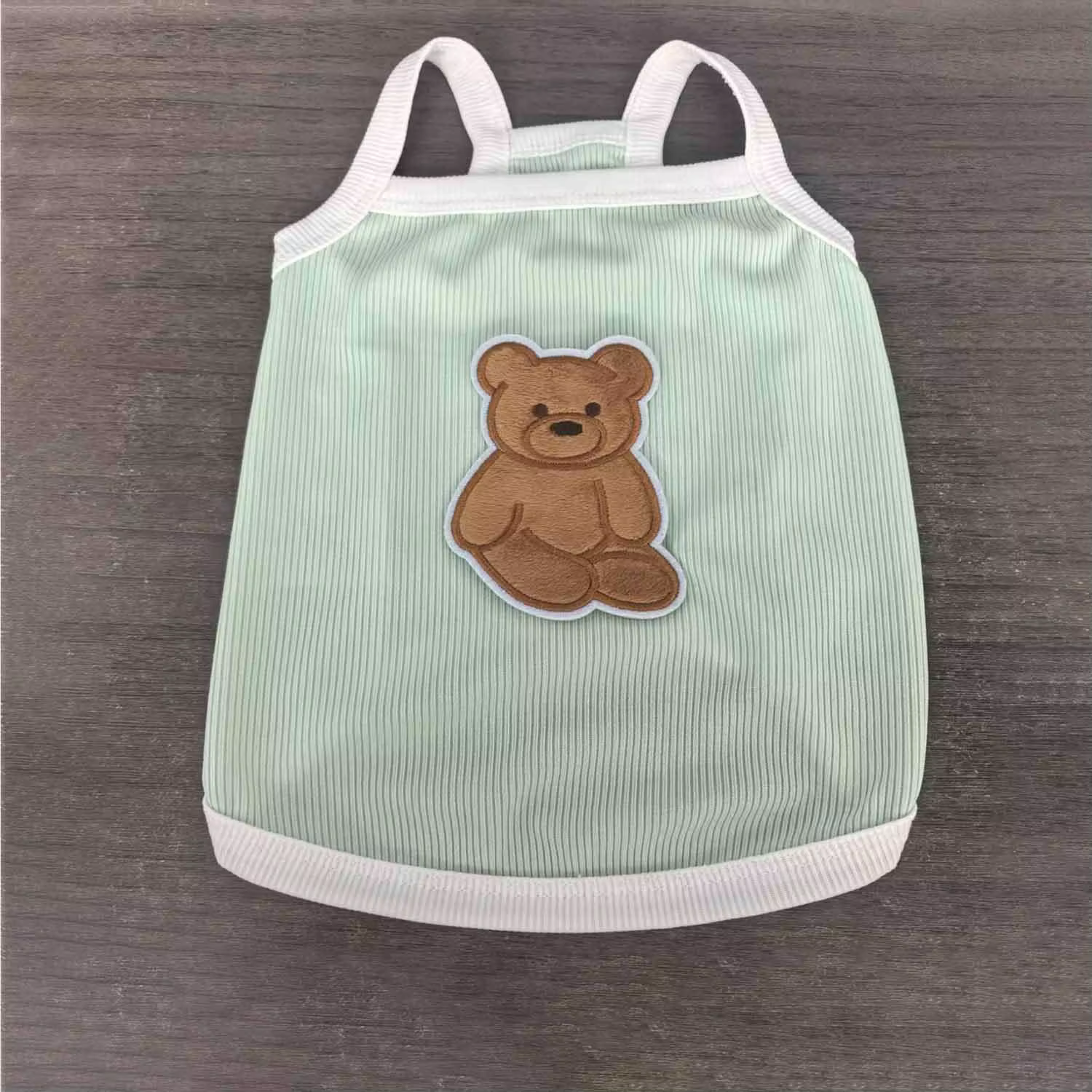 Camiseta de Verano Ligera y Transpirable para Mascotas con Estampados Coloridos, Perfecta para Días Calurosos — imagen 3