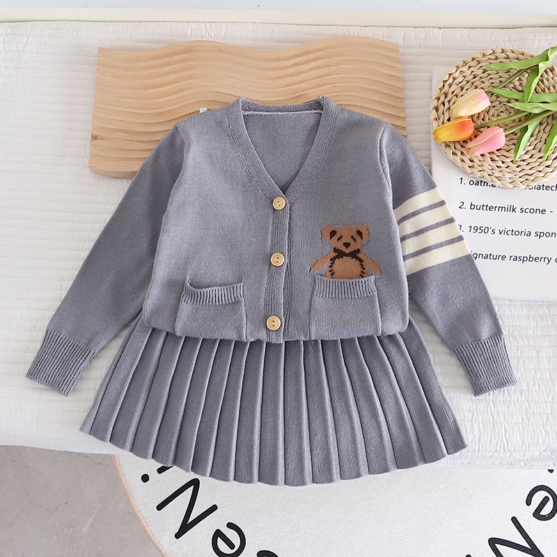 Girls' Spring Autumn Preppy 2-Piece Cardigan & amp; Skirt Set with Bear Print — image 7