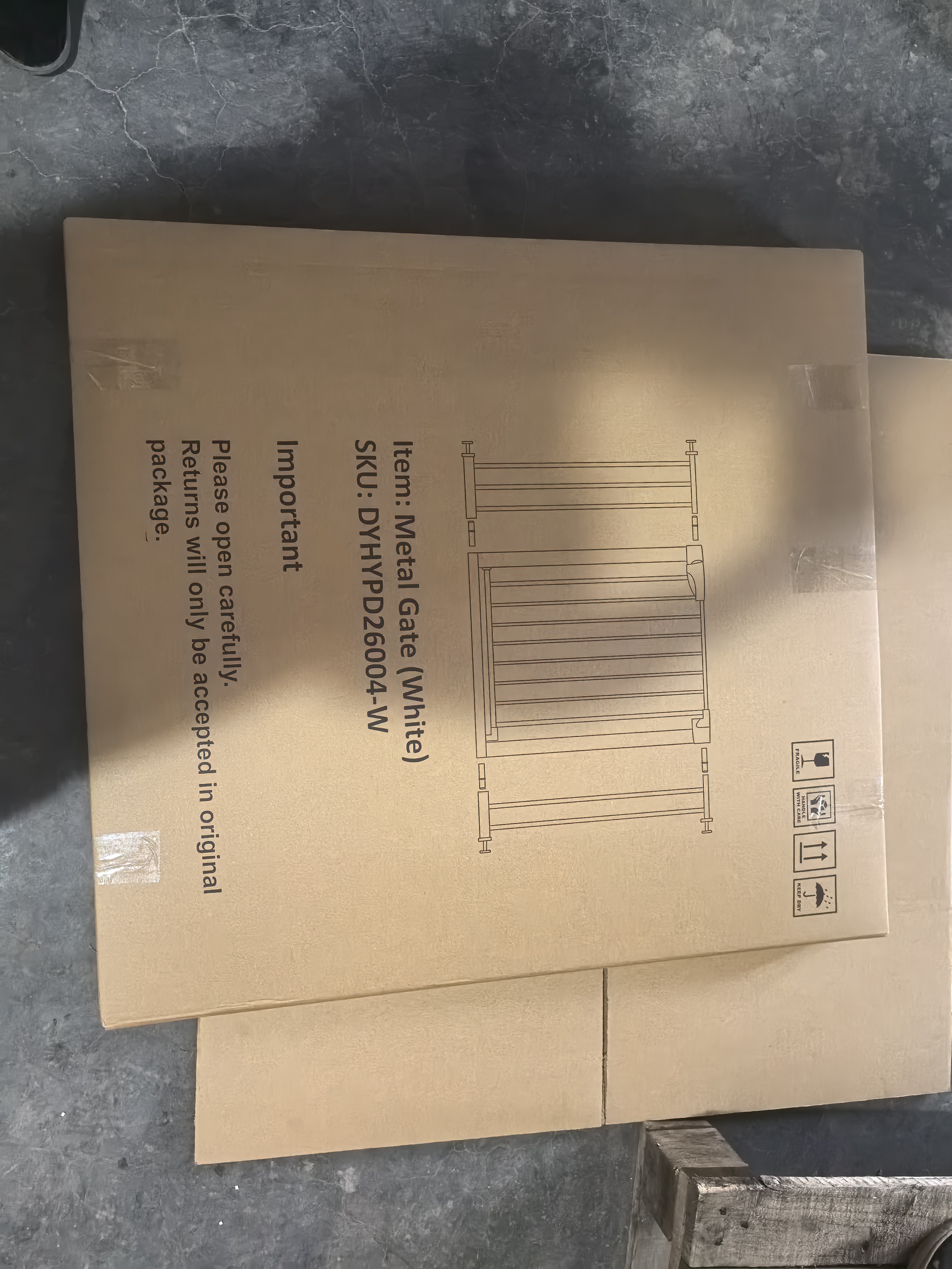 Reja para Bebés Ancha de 29.5-45.3" con Protector de Pared para Escaleras, Reja para Perros de Interior para Puertas, Sin Taladrar, Montaje a Presión, Rejas para Mascotas para Niños, Reja de Seguridad Fácil de Cruzar, Blanca — imagen 5