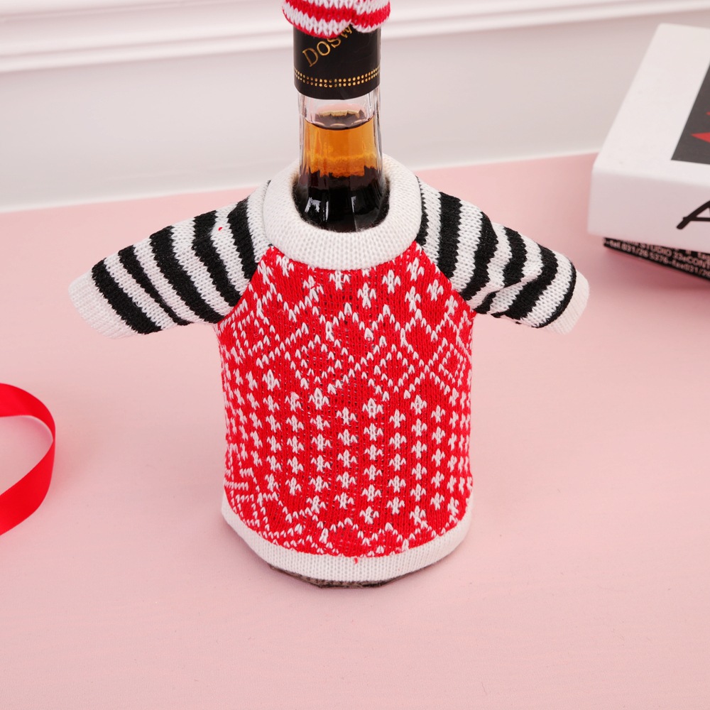 Conjunto de Botellas de Vino Tinto Rojo y Champán para Navidad — imagen 4