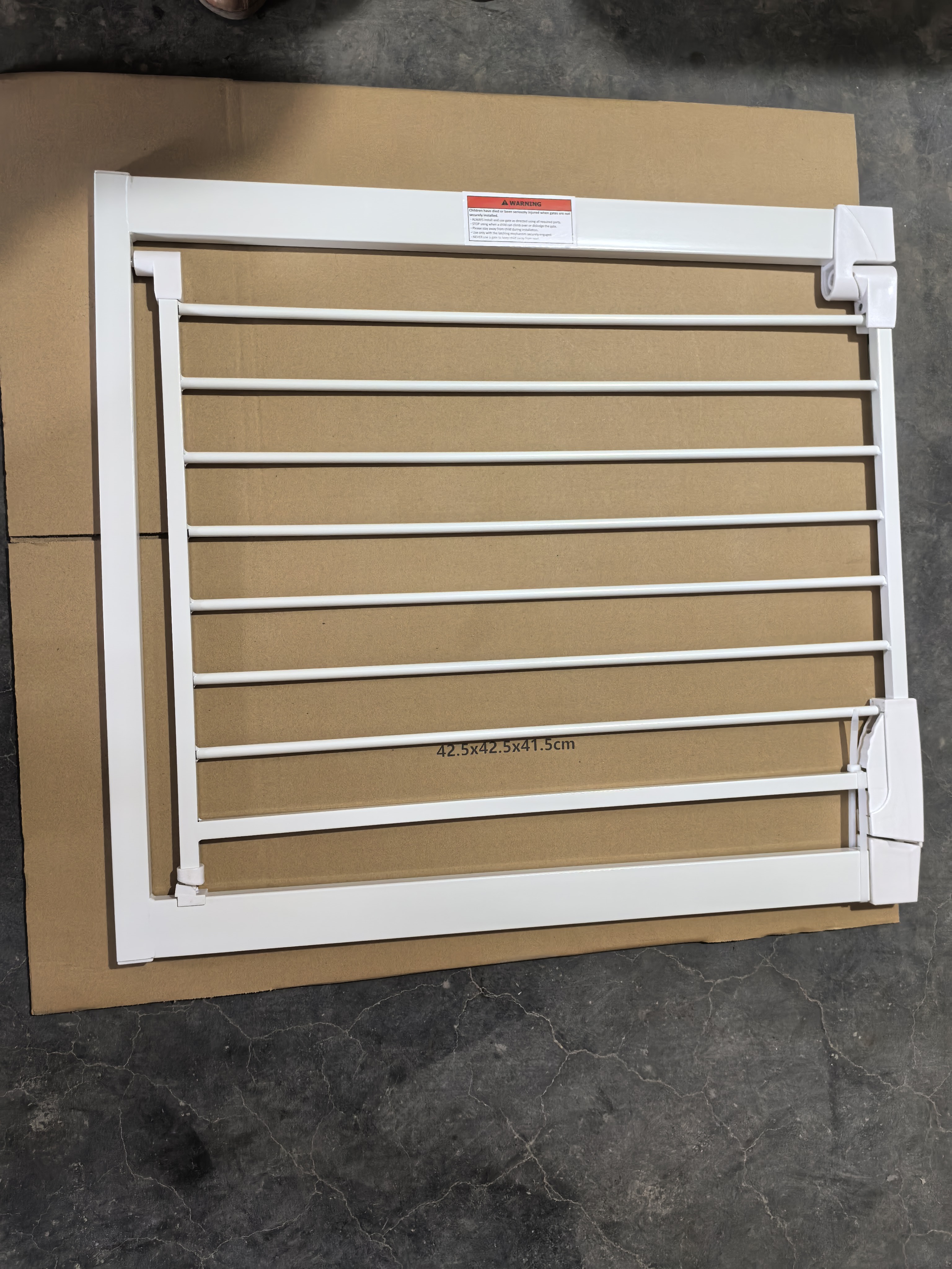 Reja para Bebés Ancha de 29.5-45.3" con Protector de Pared para Escaleras, Reja para Perros de Interior para Puertas, Sin Taladrar, Montaje a Presión, Rejas para Mascotas para Niños, Reja de Seguridad Fácil de Cruzar, Blanca — imagen 24