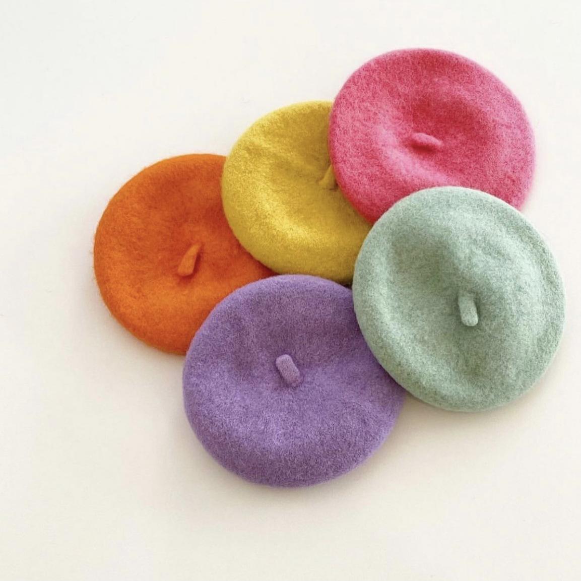 Ins Solid Color Wool Beret Mini Decorative Funny Pet Hat for Dog 1 buyer — image 4