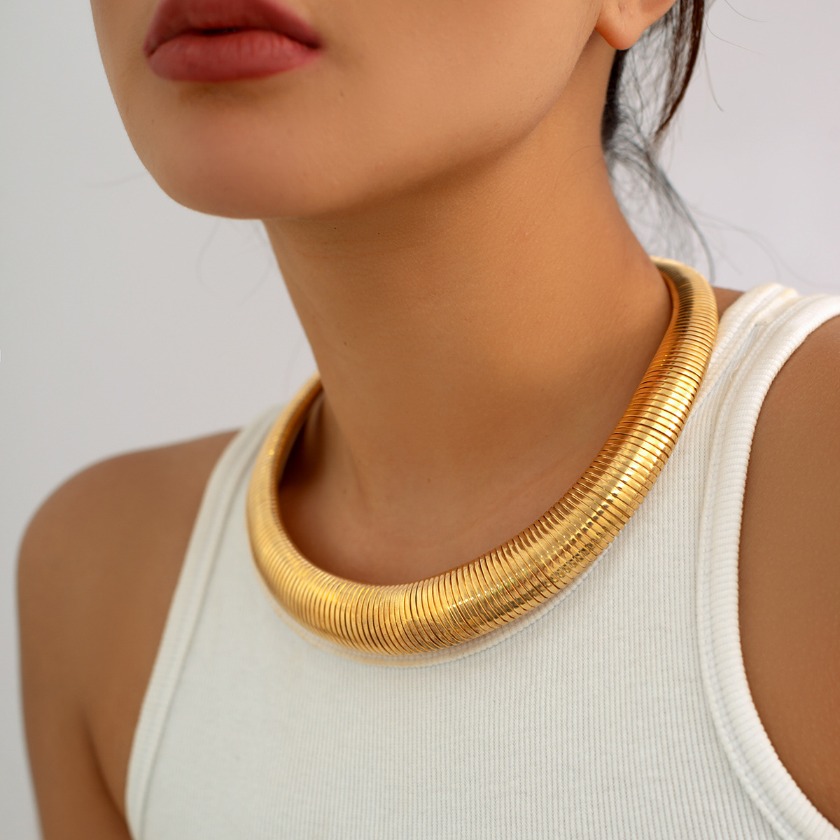 Geometric metal fashion bracelet exaggerated snake bone lines African collar — image 2