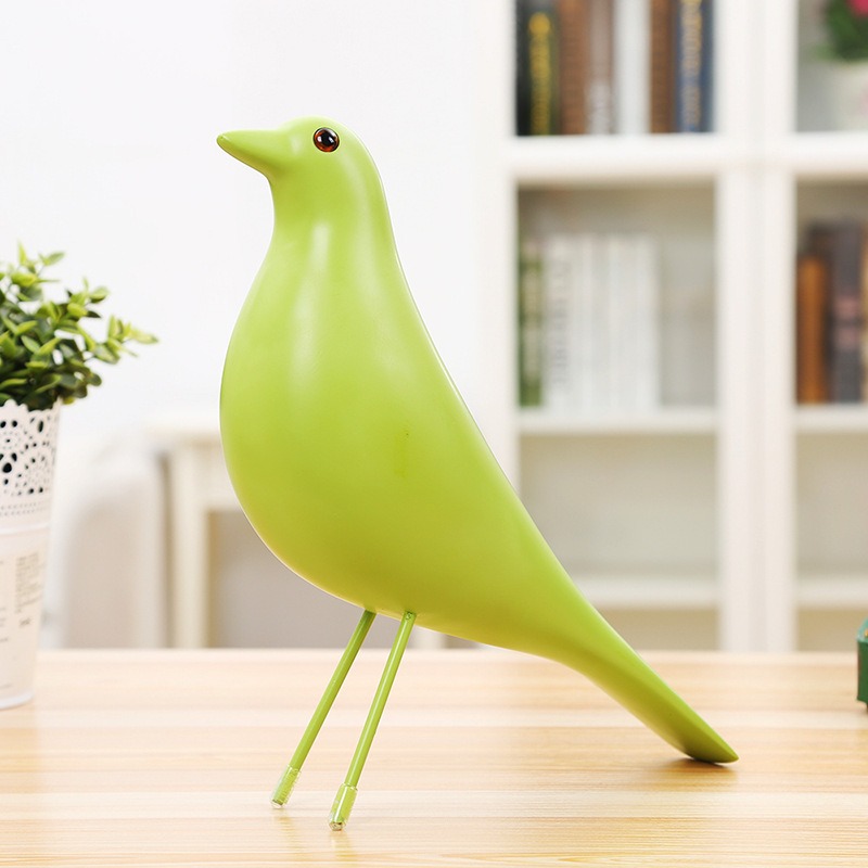 Creative resin handicraft ornaments for birds — image 3