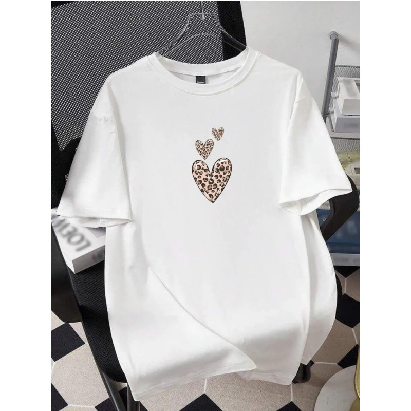 Leopard print heart pattern round neck T-shirt — image 5
