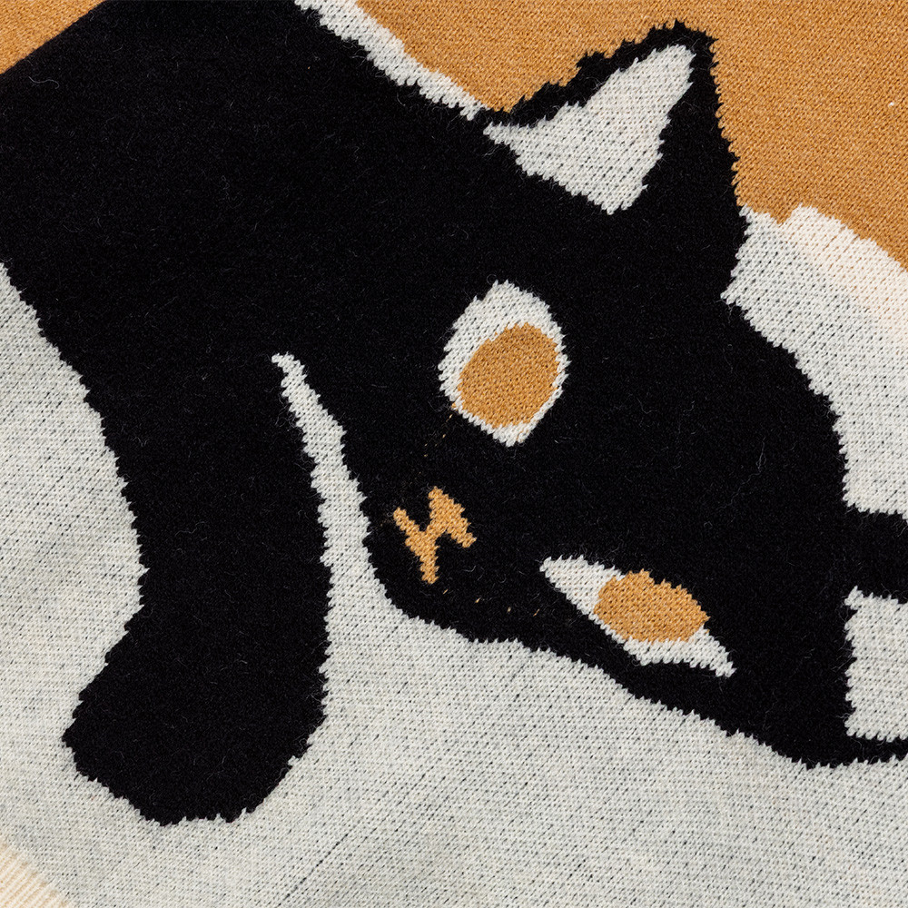 Cartoon cat contrasting collar sweater — image 4