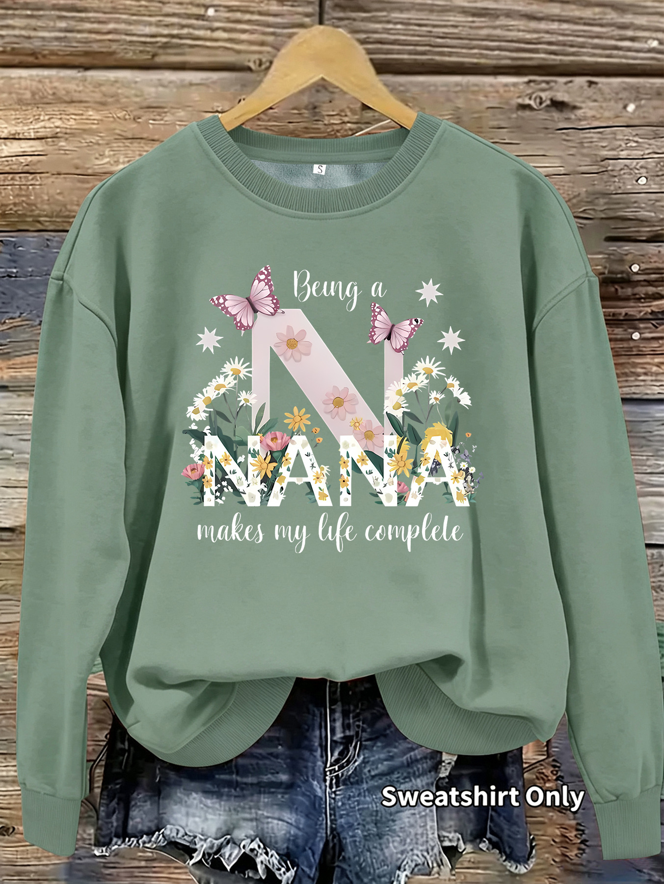 Butterfly printed long sleeved fleece sweatshirt — image 9