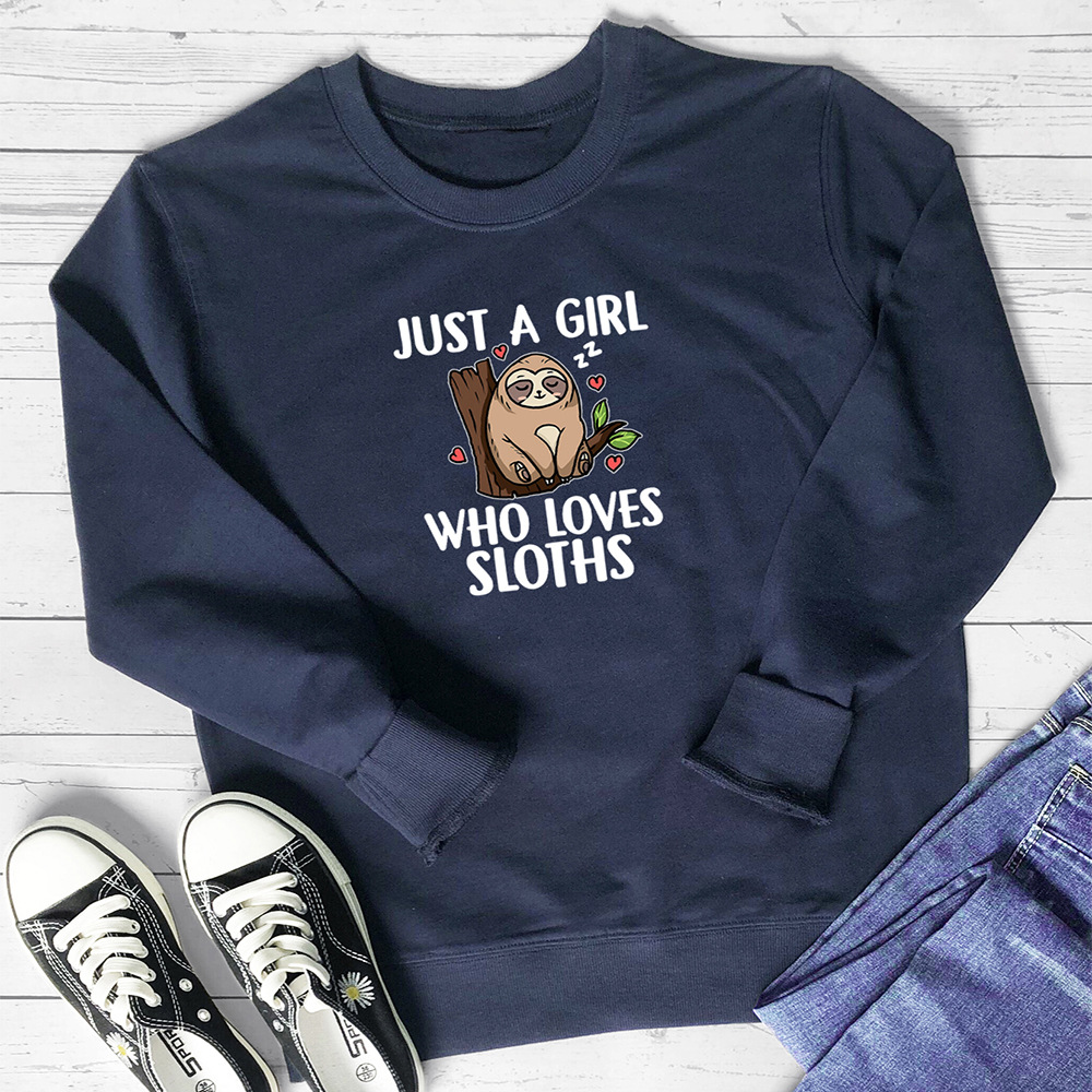 Just A Girl Who Loves Sloths printed hoodie — image 9