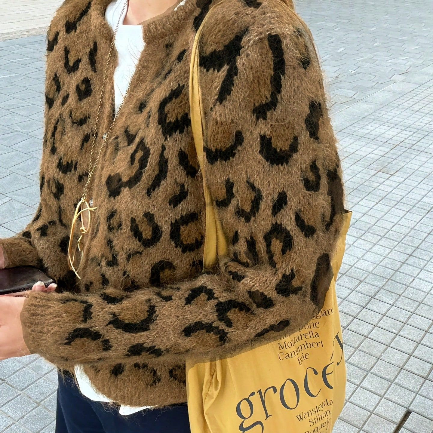 Laid-back Leopard Print Melange Cardigan Sweater, Retro Short Slim Fit Outerwear — image 3