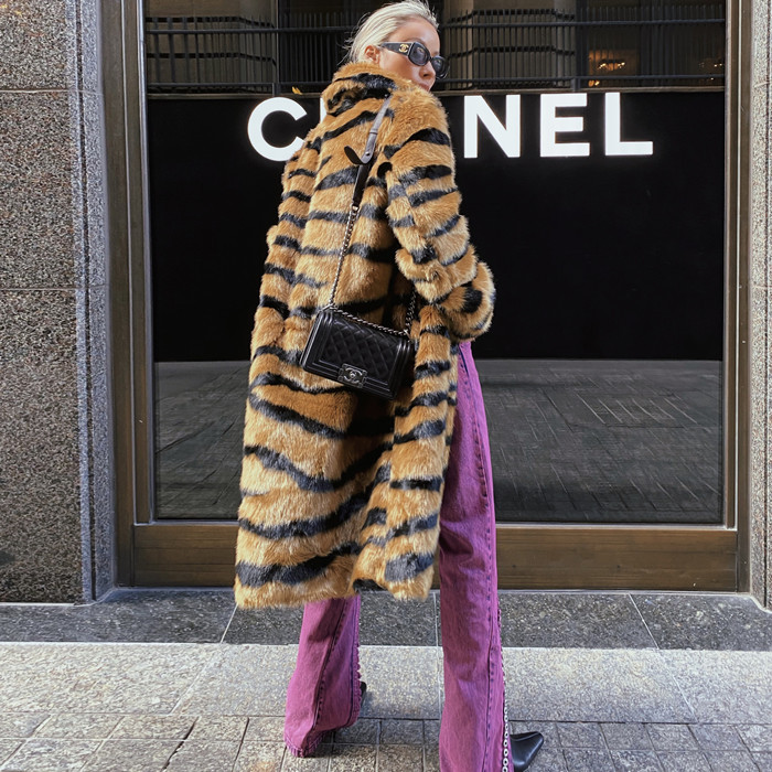 Faux Fur Coat With Tiger Pattern Fur And Long Artificial Hair — image 6