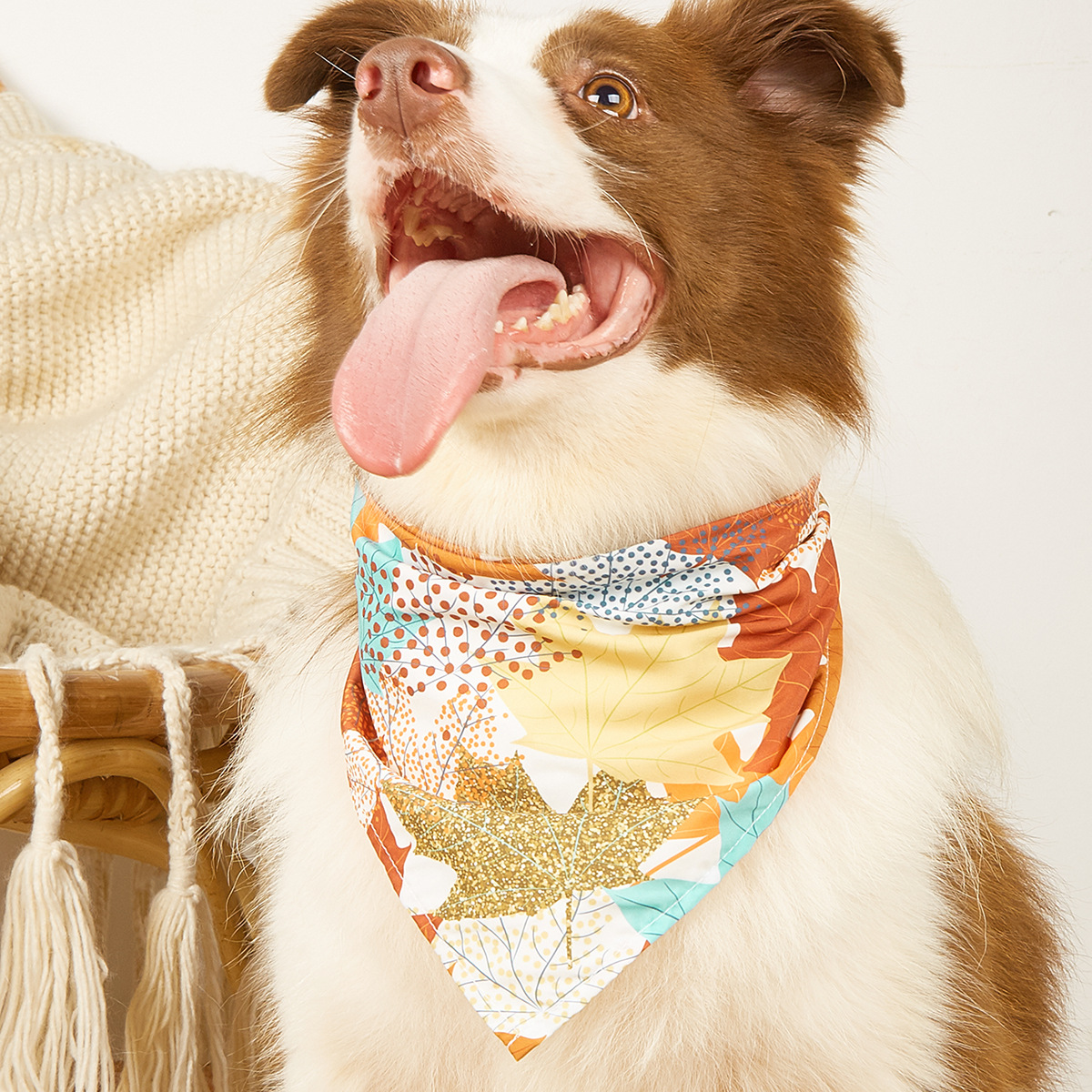 New Fashion Twill Thanksgiving Dog Scarf Triangle Pet Dog Polyester Bandana — image 1