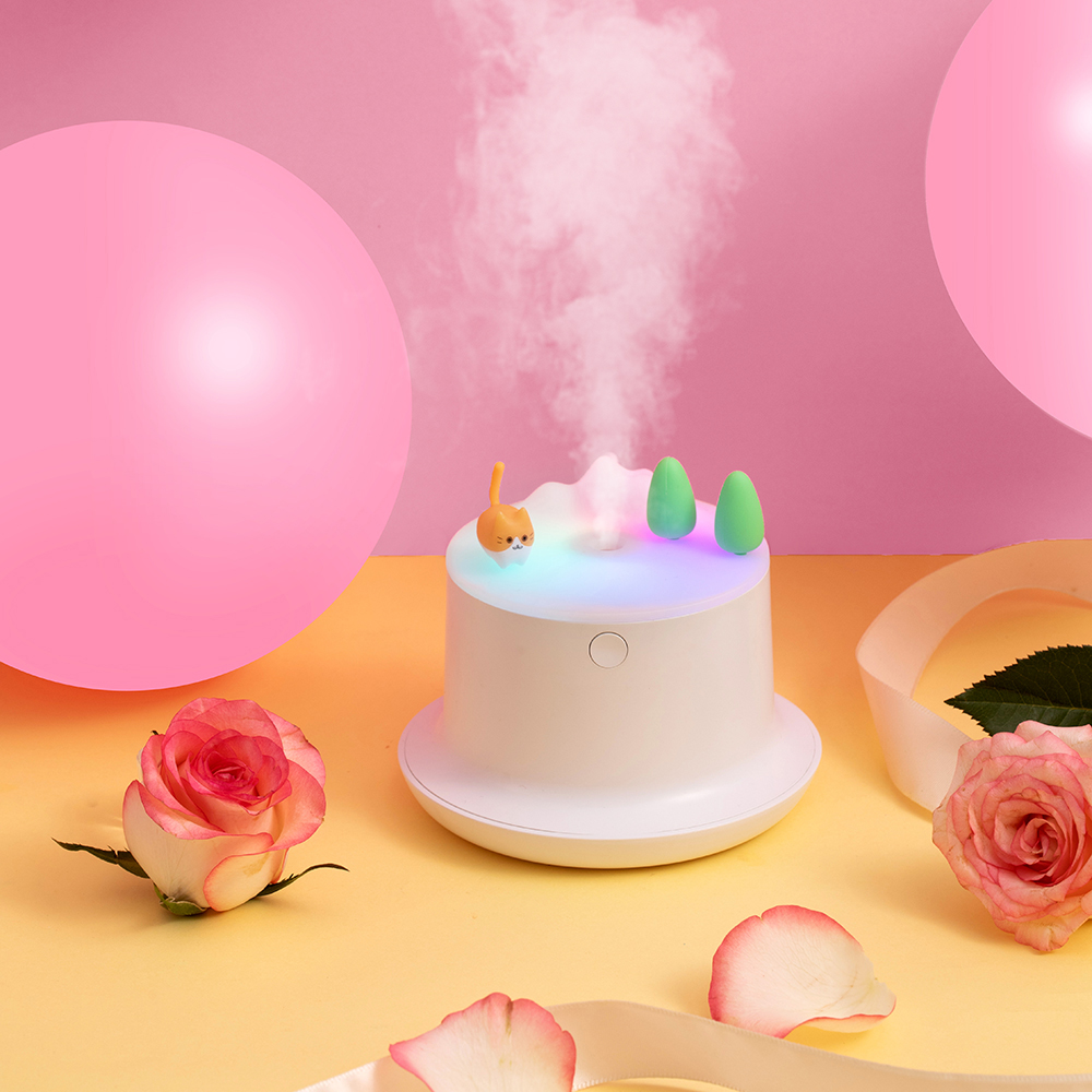 New Cute Fun Humidifier USB Mini Creative Cute Pet Mute Desktop Atomizer Colorful Marquee Gift — image 1