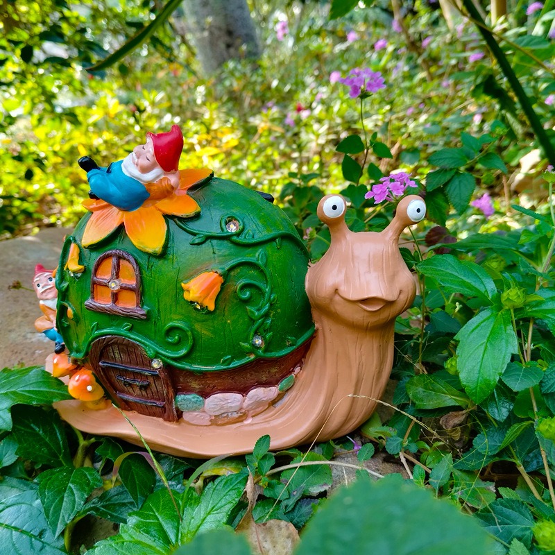 Solar powered outdoor animal snail elf ornament — image 5