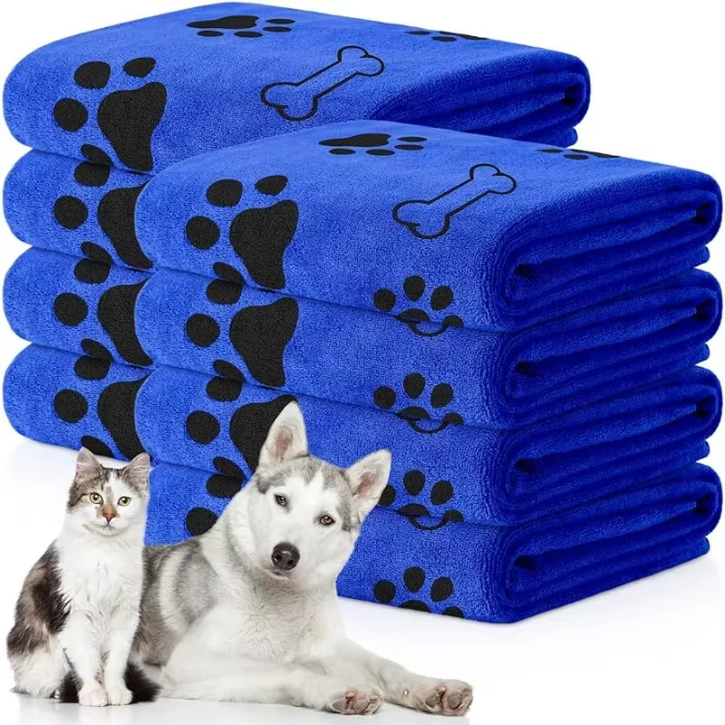 Pet Bath Towel Microfiber with Paw Print Super Absorbent Quick Dry for Dogs Cats Puppy Kitten Bathing Grooming — image 3