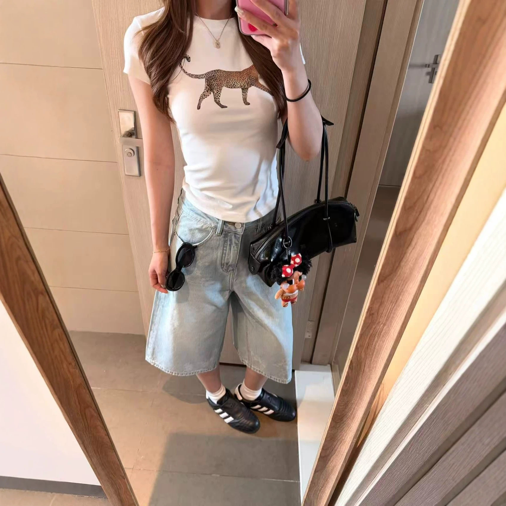 Spicy Versatile Leopard Print White Short Sleeve T-Shirt — image 3