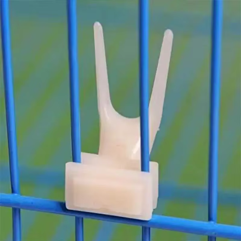 5pcs Tenedores para Fruta de Jaula para Aves en Material PP Duradero, Accesorios de Alimentación para Loros, Soporte de Snacks para Aves — imagen 4