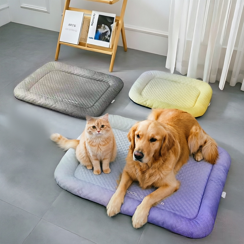 Cooling Pet Pad for Summer – Breathable Cold‑Silk Ice Mat, Gentle on Skin, Gradient Colors — image 4