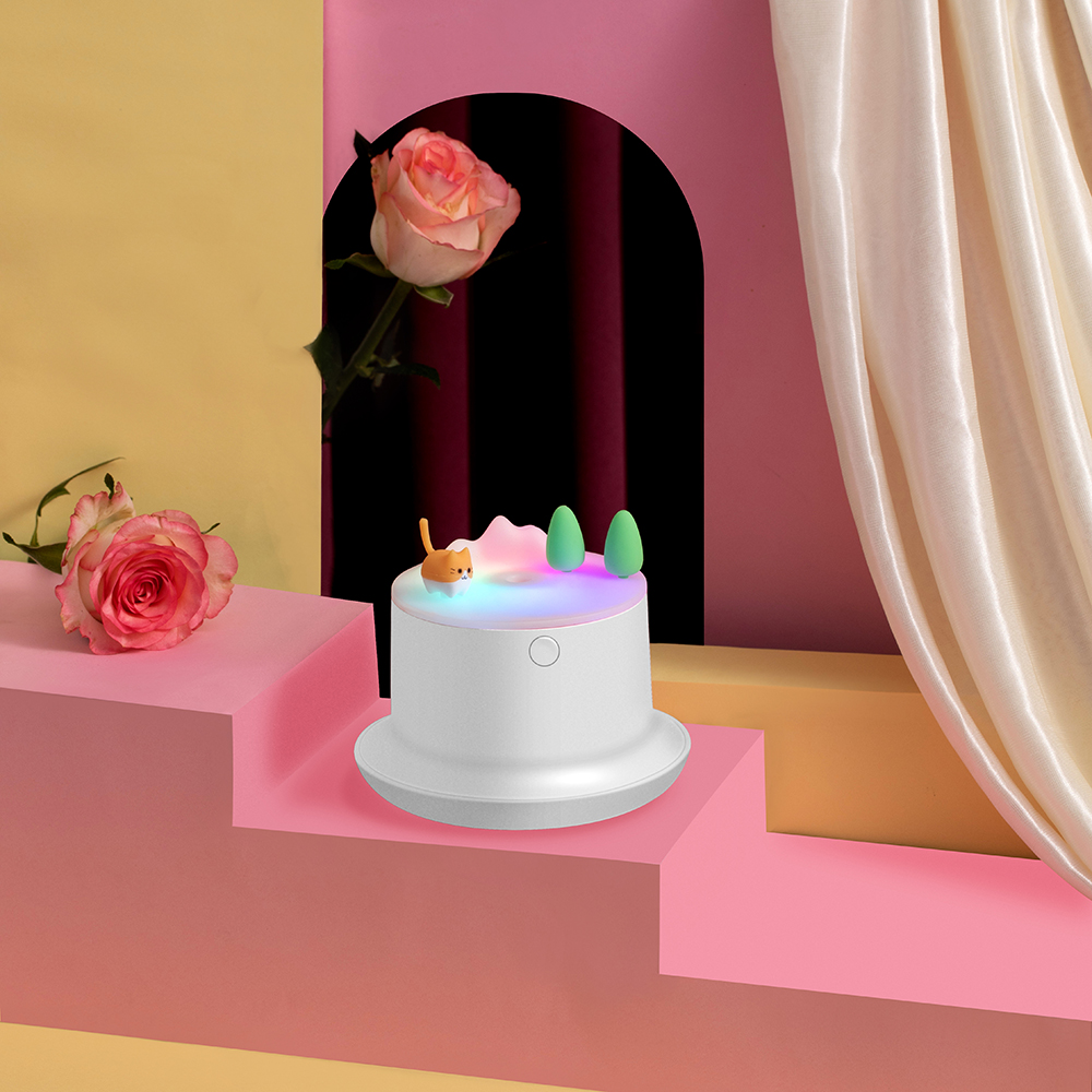 New Cute Fun Humidifier USB Mini Creative Cute Pet Mute Desktop Atomizer Colorful Marquee Gift — image 4