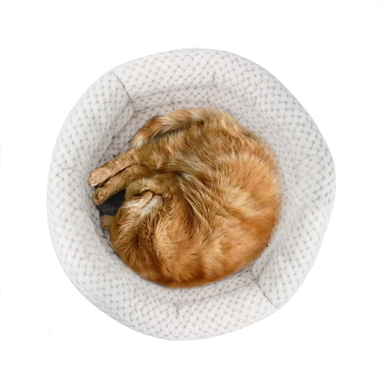 Cama de Invierno para Mascotas: Cama Redonda Semi-Cerrada con Manto de Hielo, Suave y Caliente para Gatos y Perros — imagen 2