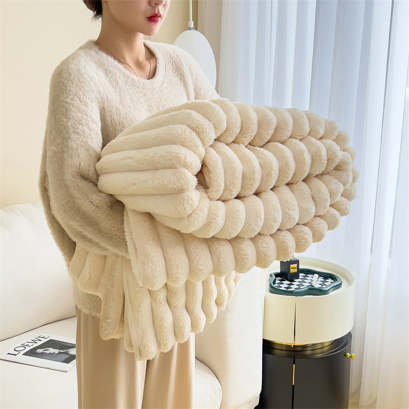 Rabbit plush blanket — image 6