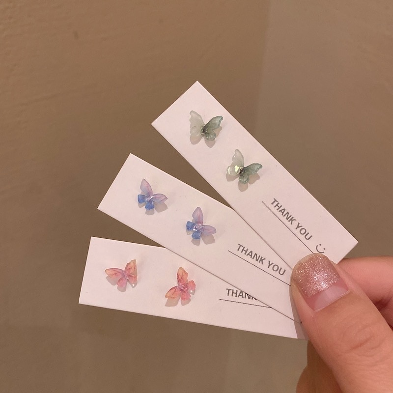 Juego de Pendientes de Mariposa Stereo Fashion Fairy: Pequeños, Simples, de Diseño Niche, Hipoalergénicos, de Celebridad Online — imagen 4