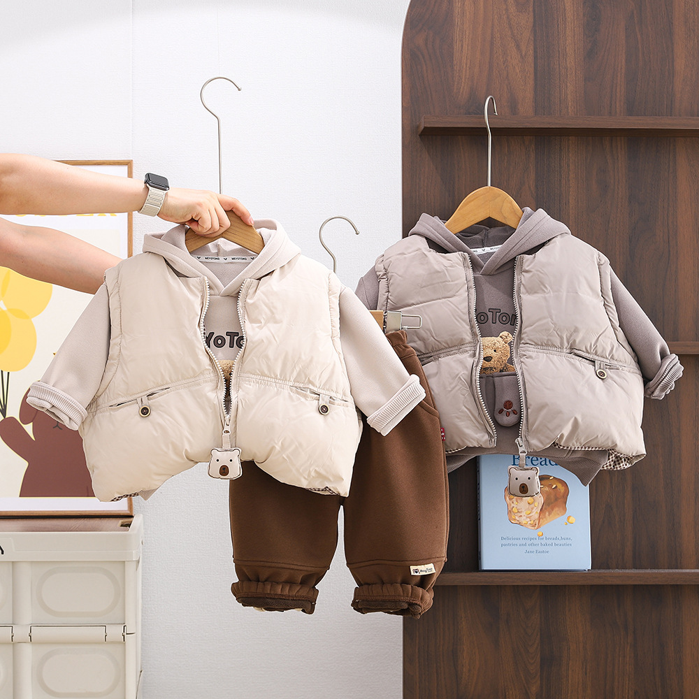 Boys Autumn Winter Fleece-Lined Vest Set, Thickened Bear Pendant Three-Piece Kids Outwear — image 2