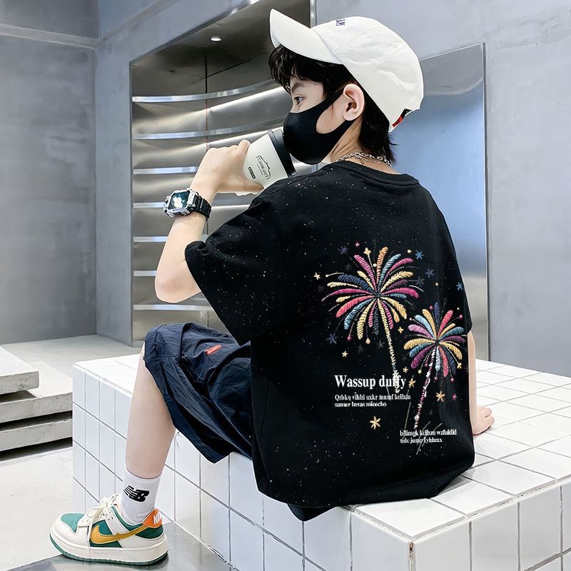 Genius Whale Boys' Short Sleeve T-Shirt New Style Mid to Large Kids Summer Cool Trendy Starry Pattern Casual Top T-Shirt — image 2