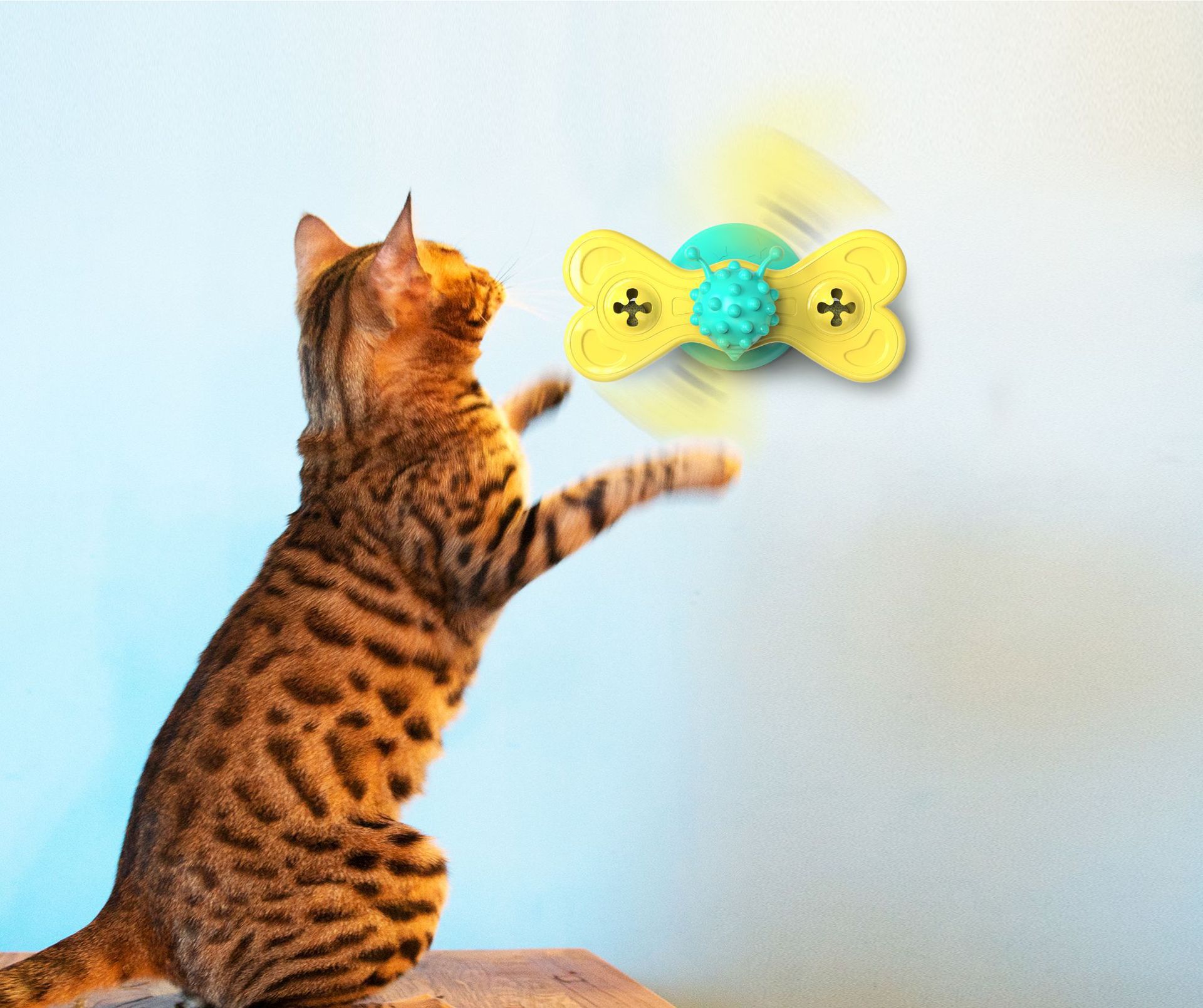 Juguete giratorio para gatos: mariposa, molino de viento, provocación, rascado y frotado — imagen 4