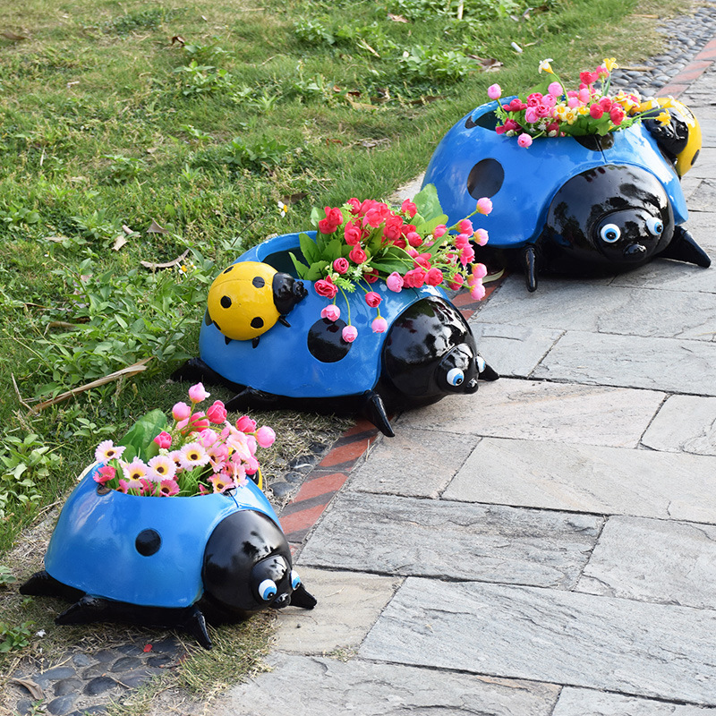 Seven-Star Ladybug Beetle Ornaments Outdoor Villa Garden Courtyard Flower Pot Decoration Garden Landscape Cartoon Animal Sculpture — image 3