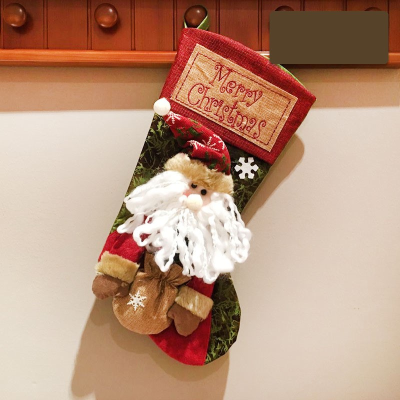 Calcetines de Navidad con Aplicaciones 3D de Osito de Nieve, Santa y Ciervo — imagen 7