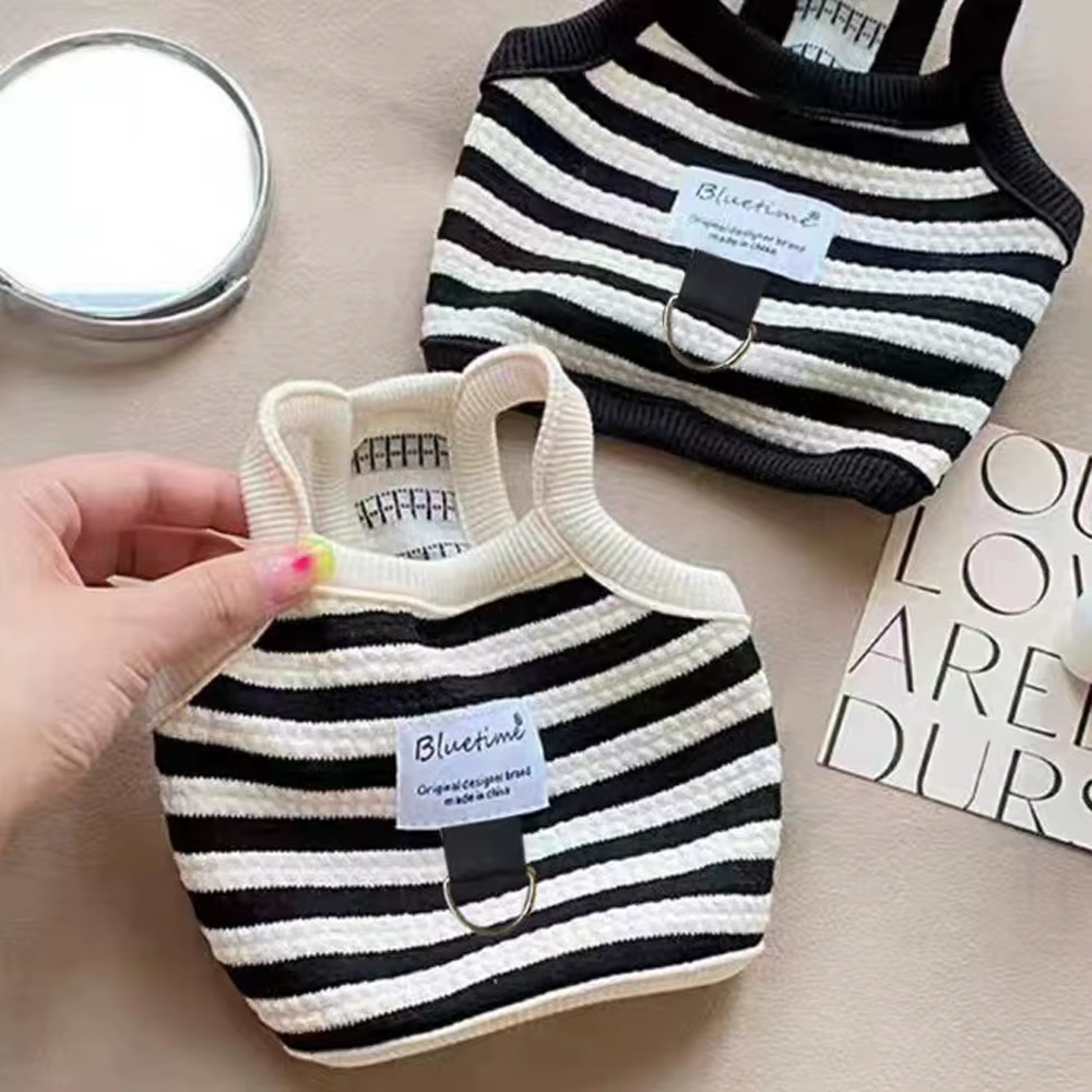 Ropa de Verano para Perros con Rayas - Vestido para Pequeños Canes Bichón Frisé Negro Confortable con Correa y Ojal — imagen 1