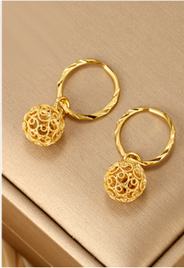 Fashionable fairy tassel, star butterfly, love earrings, female gold, niche design, and earrings — image 1
