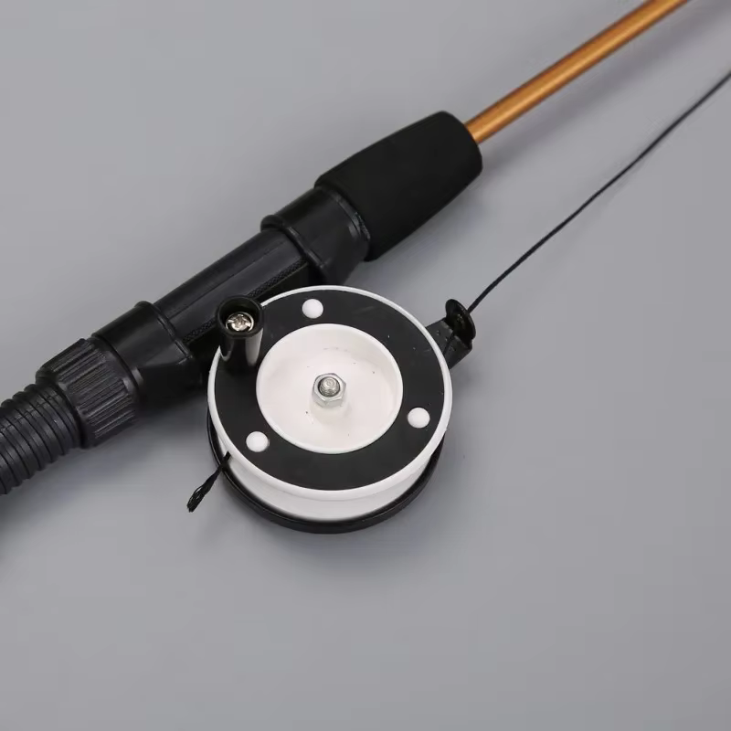 Látigos de Gato para Simular Pescar con Pez de Pluma Retráctil y Telescopio para Juegos Divertidos de Caza — imagen 5