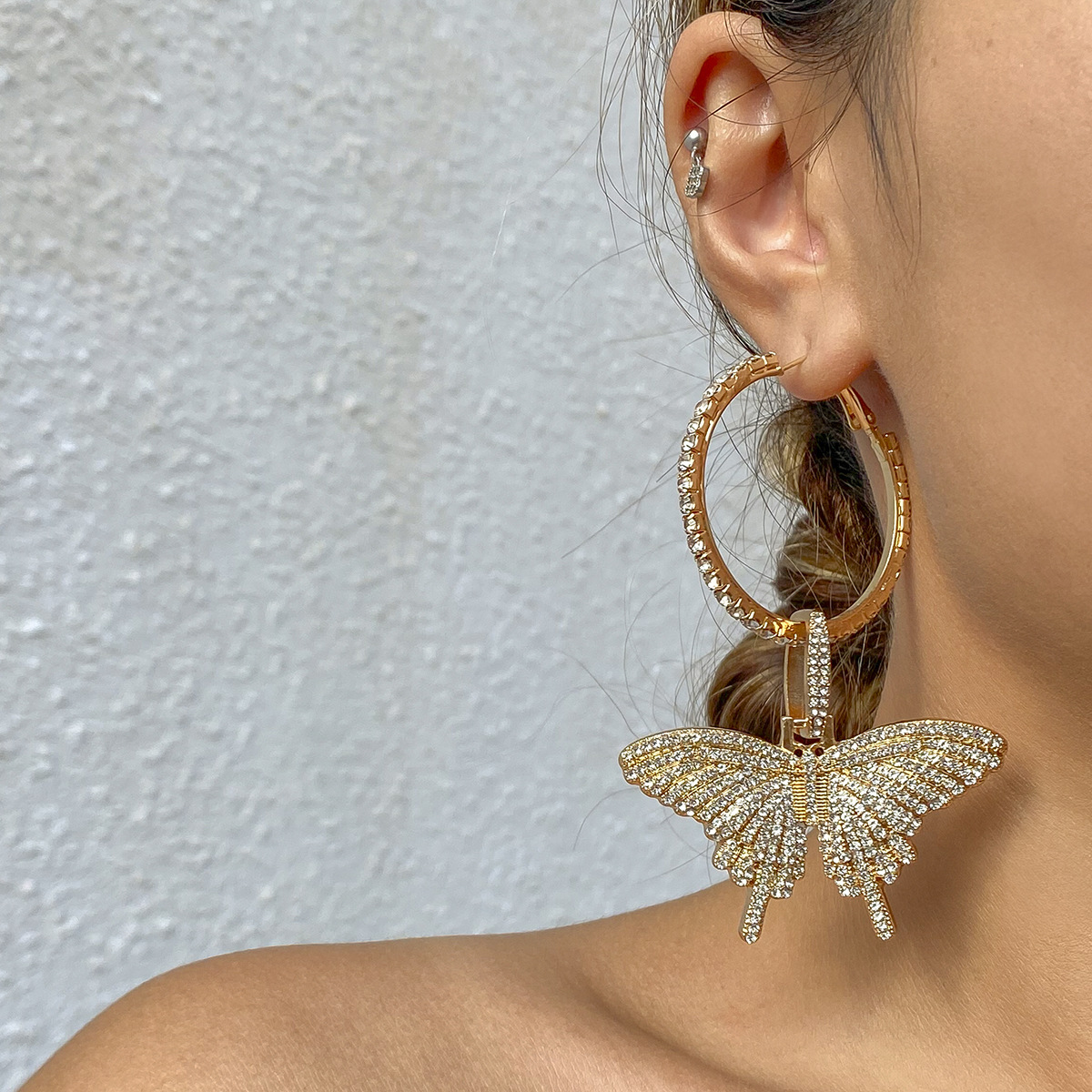 Retro full diamond butterfly exaggerated earrings women French rhinestone ring metal fashion earrings — image 2