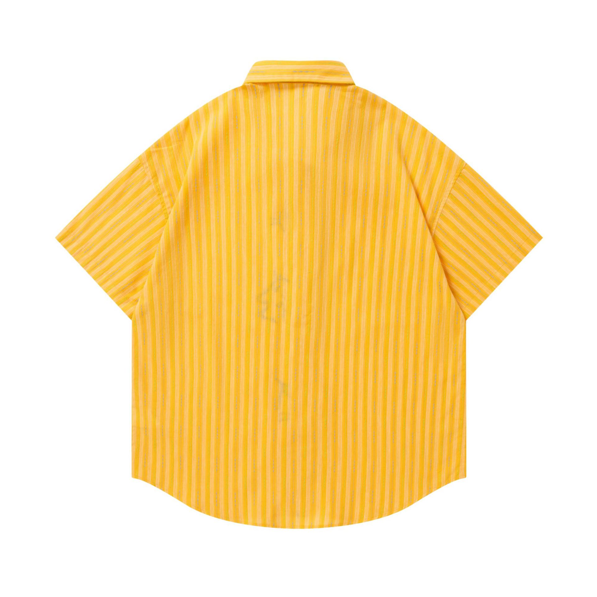 Camiseta corta manga con bordado de gatito adorable — imagen 3