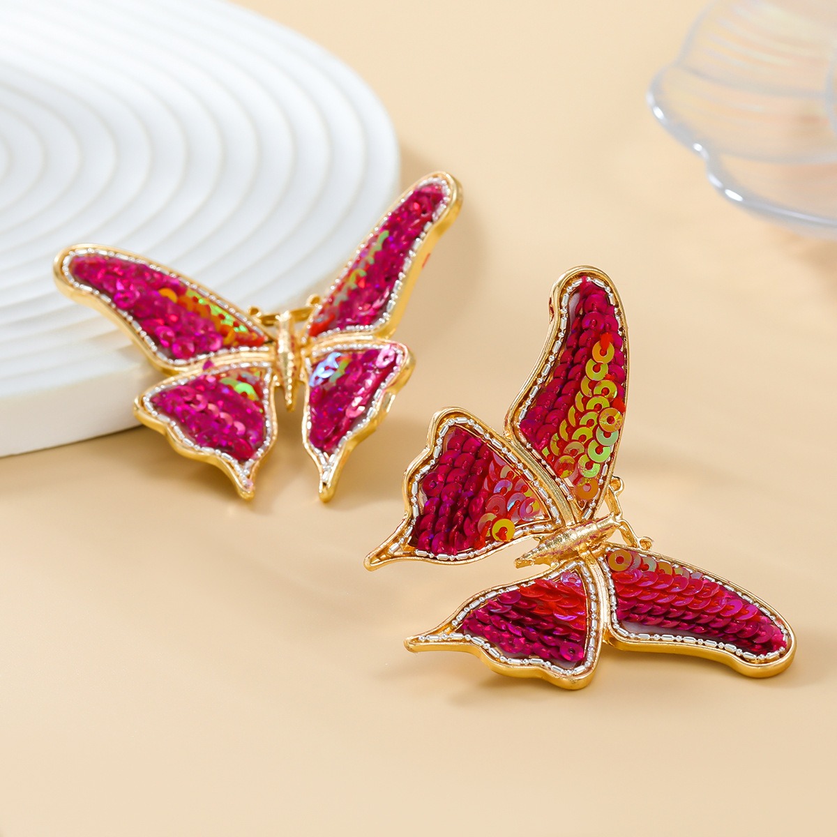 Butterfly earrings exaggerated earrings women's sequin woven alloy earrings — image 5