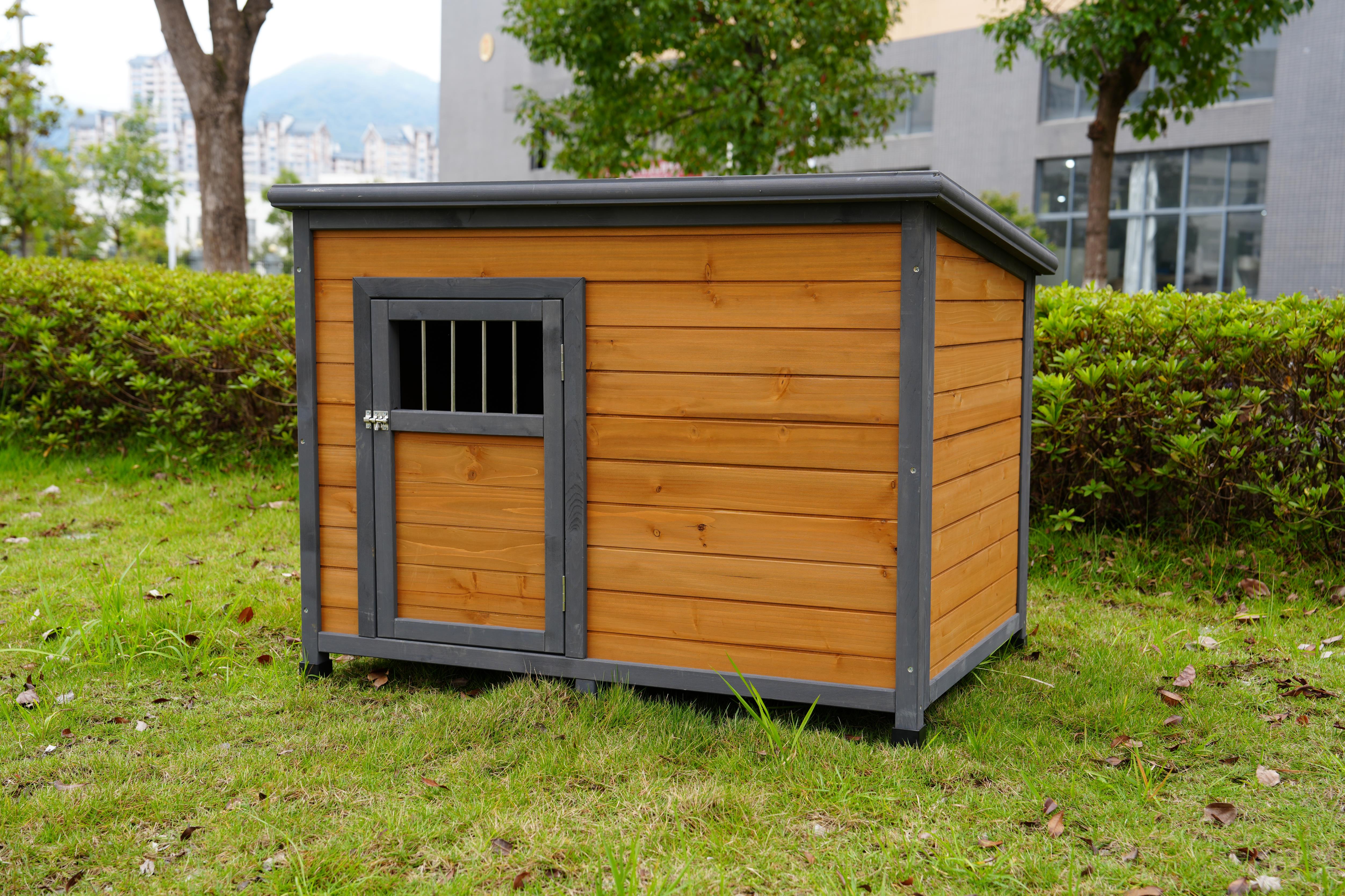 Casa de perro grande en madera sólida, techo impermeable PVC, puertas de madera respirables — imagen 7
