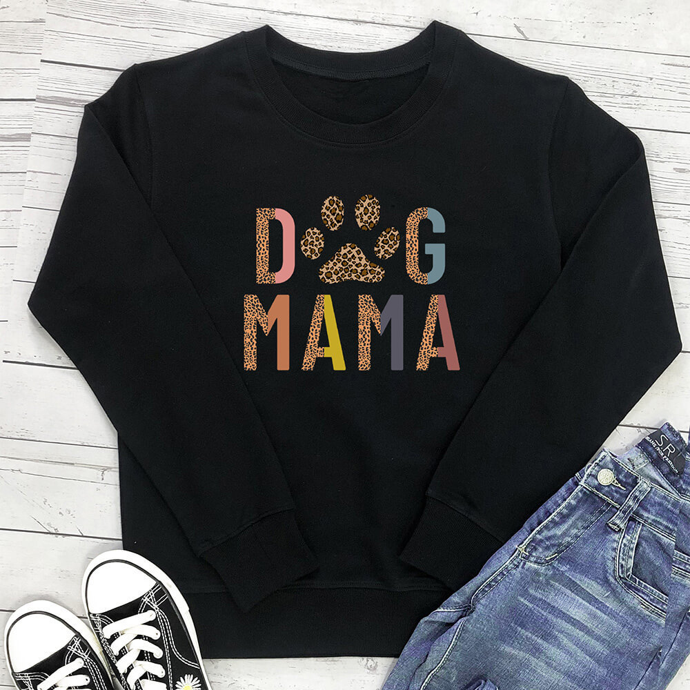 Dog MaMa letter dog mom animal hobby themed printed hoodie — image 4