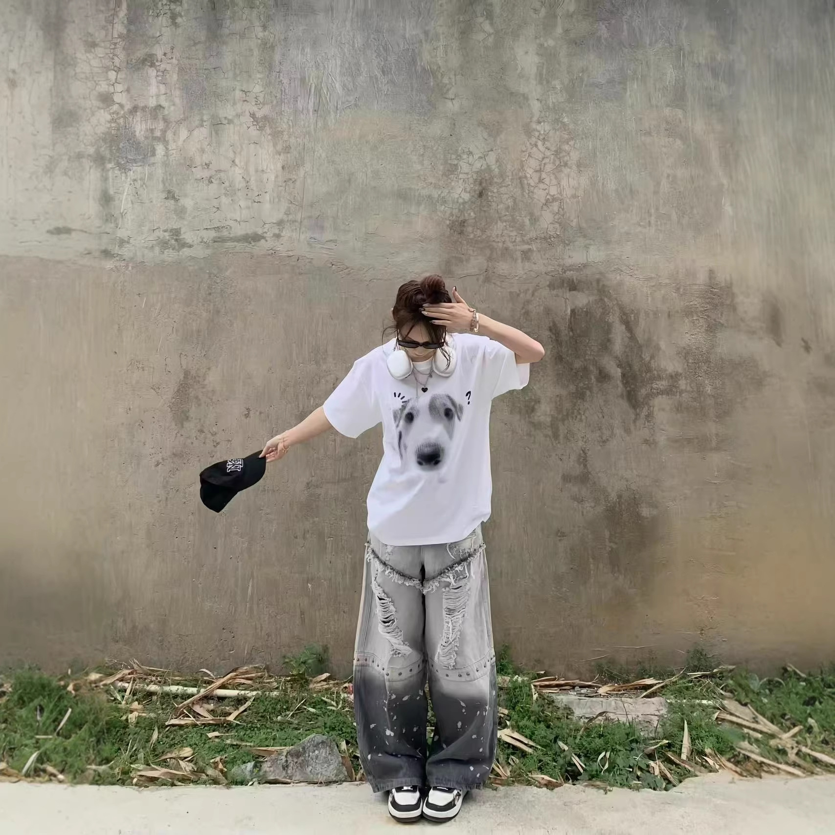 Short Sleeve T-Shirt with Dog Print for Men and Women — image 3