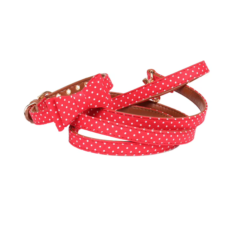 Collar y Guía para Perros Pequeños con Bandana de Cuero Suave, Adorno de Raso, Collar para Gatos - Perfecto para Chihuahuas y Animales de Compañía — imagen 2