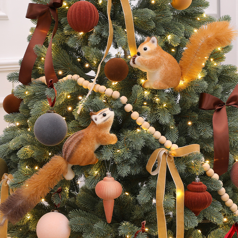 Christmas Decorative Artificial Squirrel Creative Plush Toy Figurine Decoration — image 3
