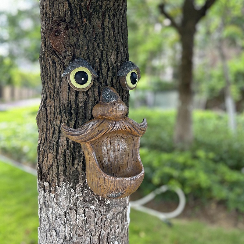 Monstruo de corteza de árbol alimentador de aves decoración jardín — imagen 4