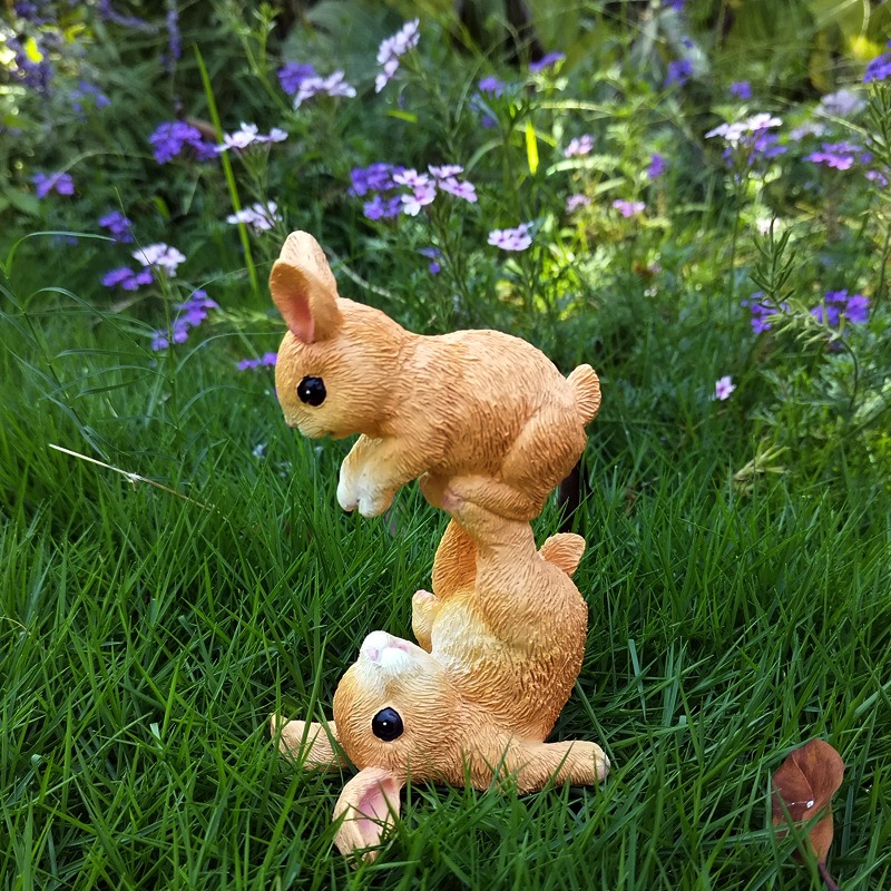 Outdoor cute rabbit ornaments — image 2