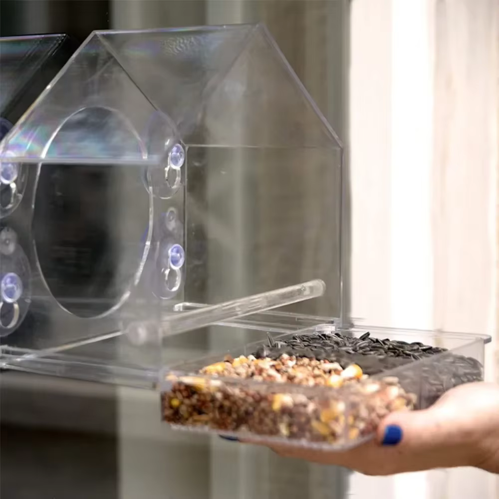 Comedero Colgante de Acrílico Transparente para Ventana, Casa Comedero para Aves con Ventosa, para Semillas y Maní — imagen 3