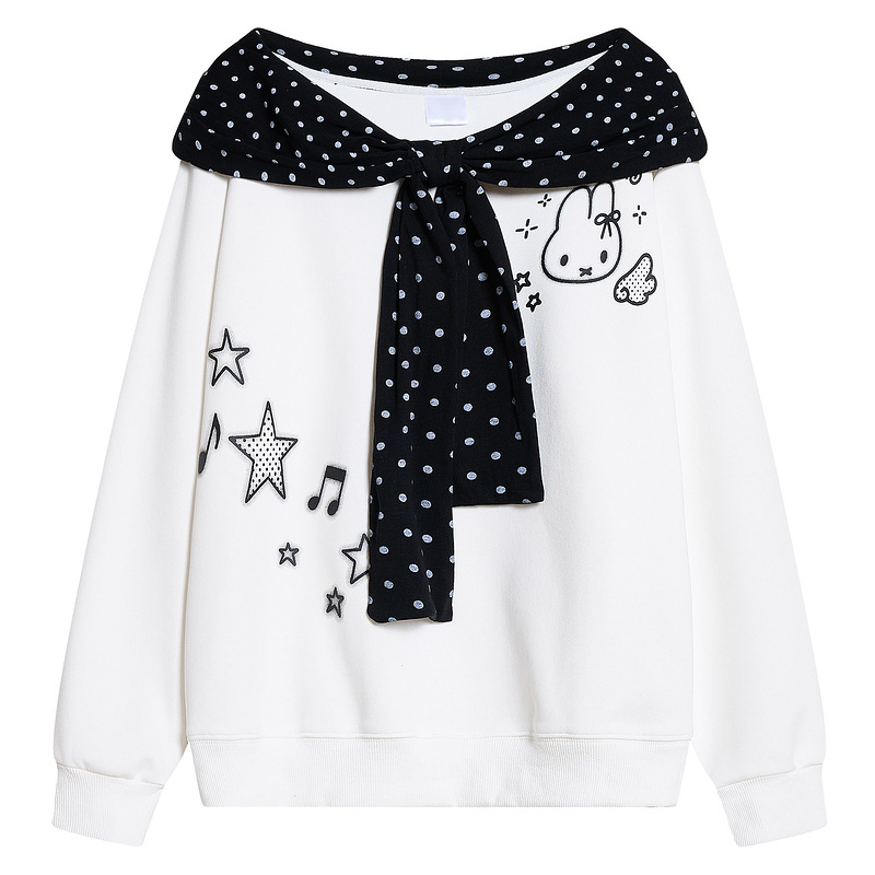 Black and white color blocked pullover rabbit star note embroidered hoodie — image 1