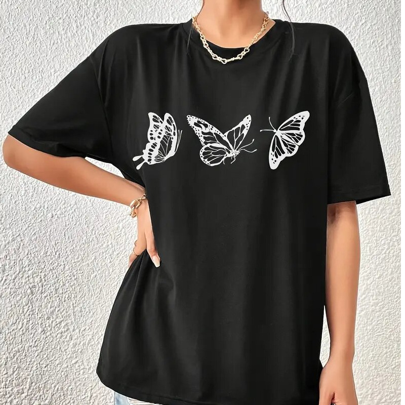 Camiseta de manga corta con estampado de mariposas en redondo — imagen 6